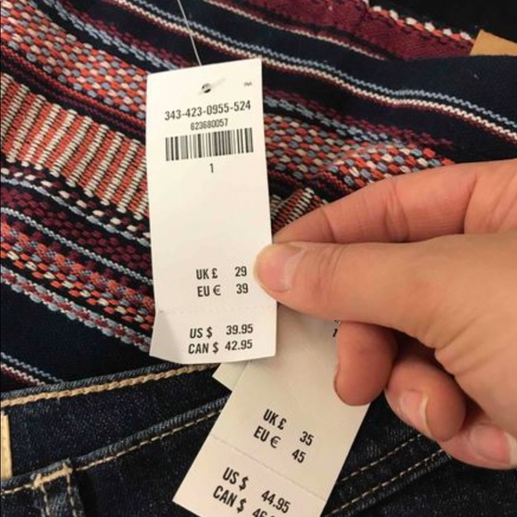 🆕AbercrombieXHollister Bundle 👖 +🩳 +💃🏾 - Picture 7 of 11